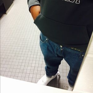 Meet your Posher, Robert